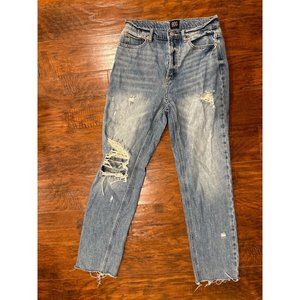 Urban outfitters slim straight jeans size 26